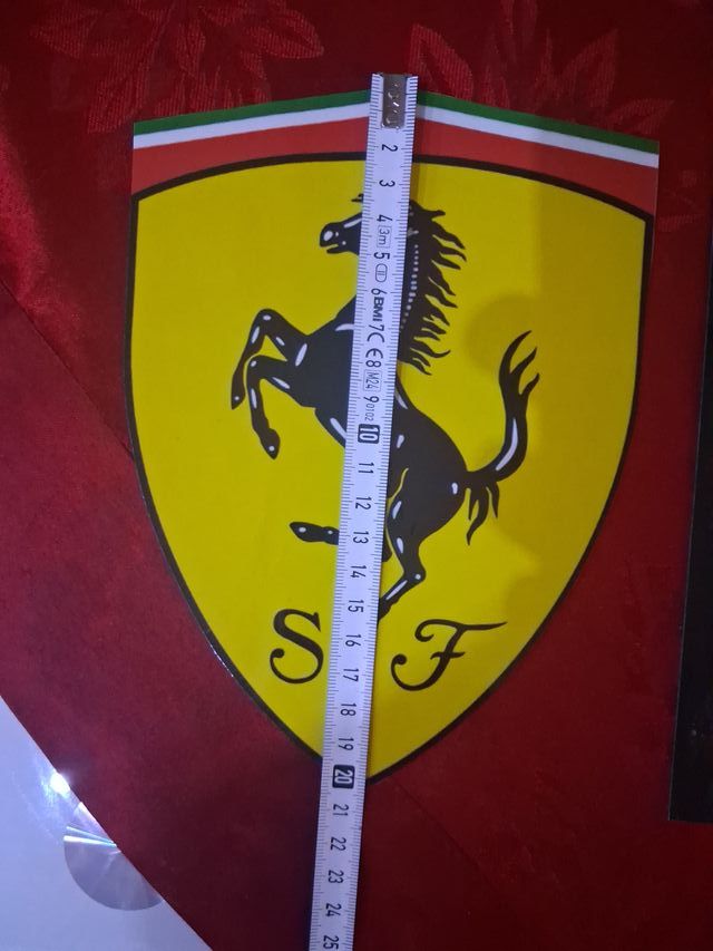 Adesivi Ferrari e Maserati