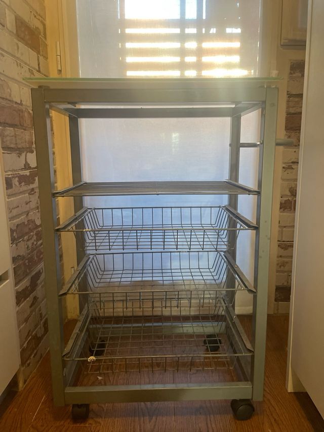 Camerino/Frutero Aluminio y Vidrio