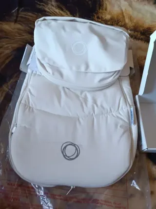 Conjunto Fresch White bugaboo capota,saco cam/fox