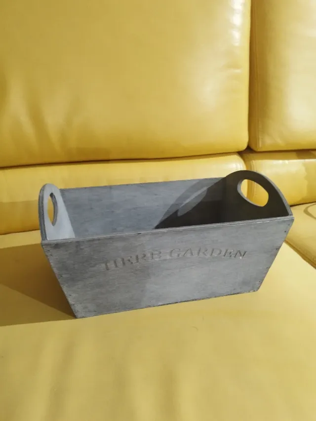 Cesto de madera para plantas o el uso que quieras