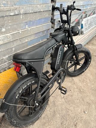 Fatbike Eléctrica Negra v8