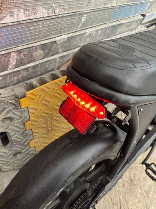 Fatbike Eléctrica Negra v8