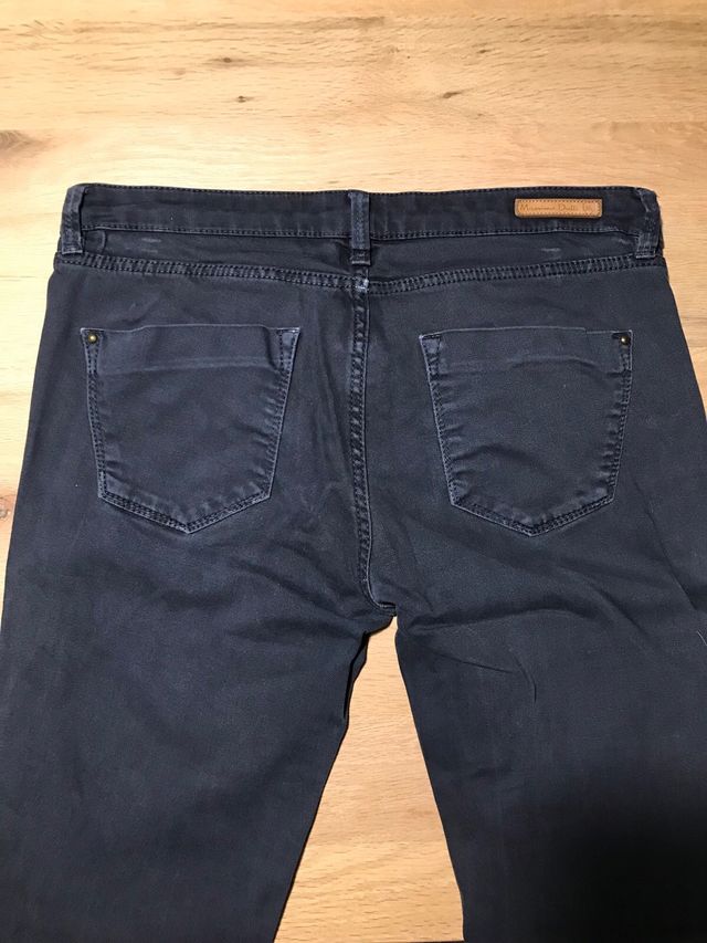 Pantalón vaquero negro