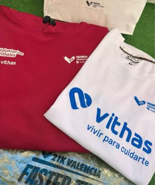 Sudadera y Camiseta Voluntario 21K Valencia
