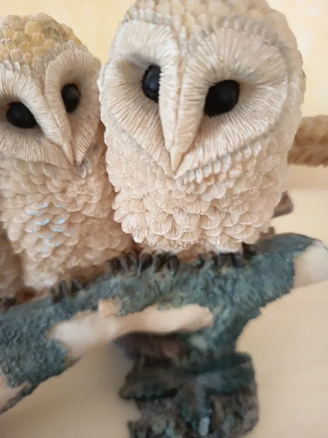 Decoración Búhos Resina y Madera