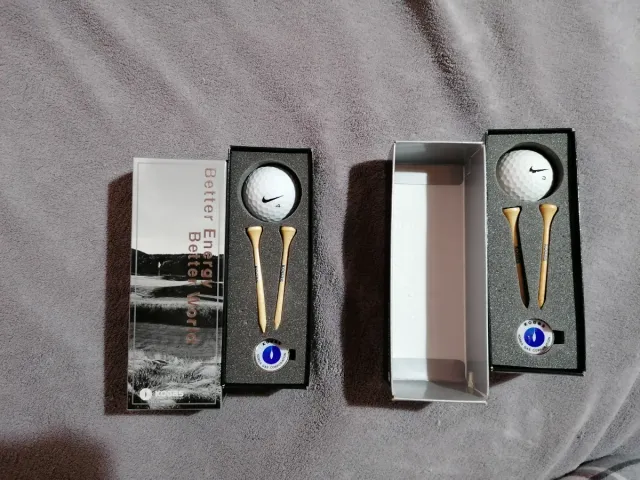 Set Golf Nike: Pelota y Tees