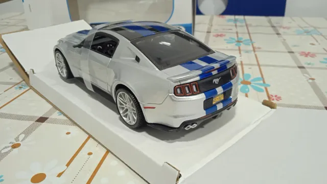 Ford Mustang 1:24 Need for Speed