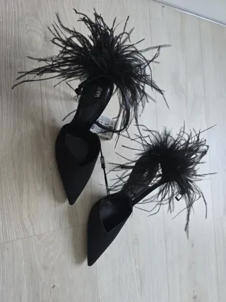 Zapatos Zara Tacón Plumas Negros