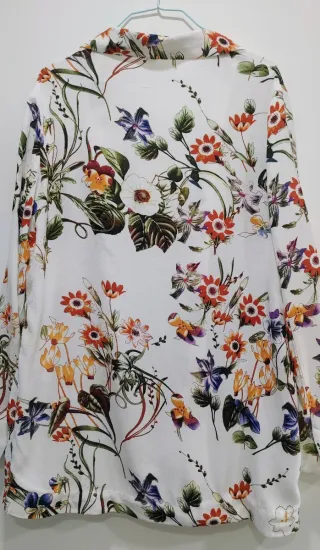 Blazer MNG floral talla M