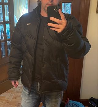 Abrigo acolchado Adidas negro impermeable