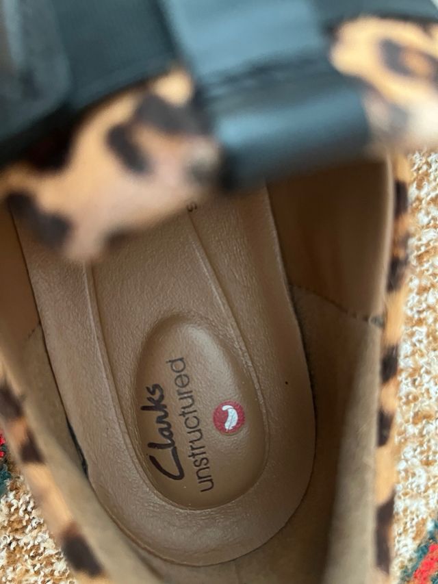 Botines Clarks Talla 35.5 Animal Print
