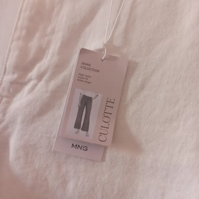 Jeans culotte blancos