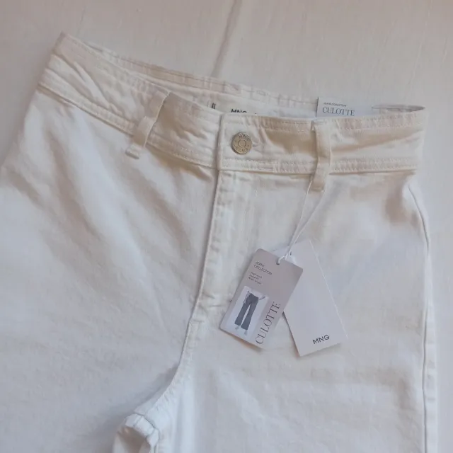 Jeans culotte blancos
