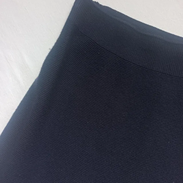 Falda midi punto azul marino