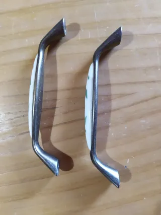 Tiradores de porcelana con diseño floral