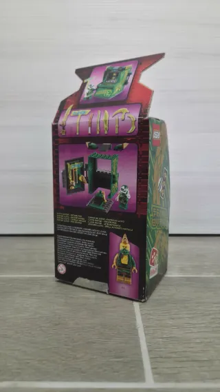 Lego Ninjago 71716 - Arcade Pod Avatar Lloyd