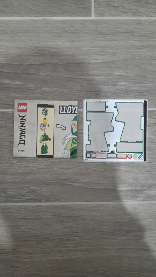 Lego Ninjago 71716 - Arcade Pod Avatar Lloyd