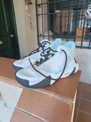 Zapatillas Baloncesto Air Jordan Talla 36.
