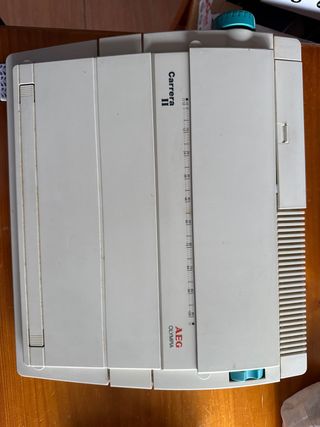 Máquina de escribir AEG Olympia Carrera II