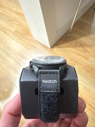 Omega x Swatch Mission to MoonPhase Negro NUEVO