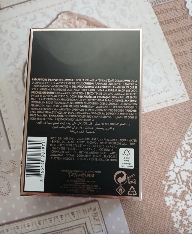 Yves Saint Laurent Black Opium Profumo Donna