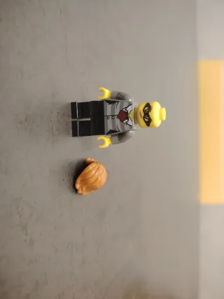 MINIFIGURE LEGO