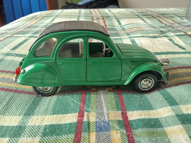 Citroen 2CV 1/25 Tonka Polistil Verde