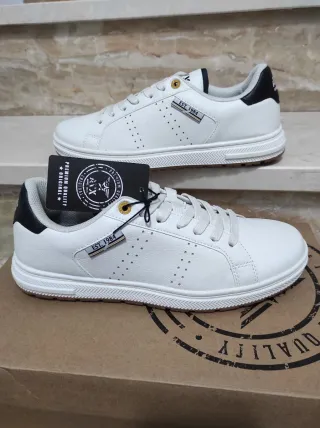 Sneakers Avirex 40