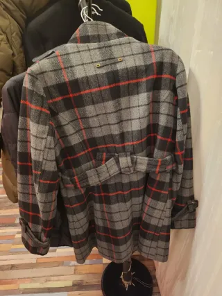 Cappotto Lavand a quadri grigio e rosso taglia M