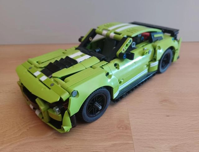 Lego Technic Ford Mustang Shelby GT500 42138