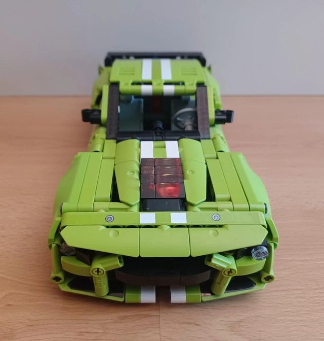 Lego Technic Ford Mustang Shelby GT500 42138