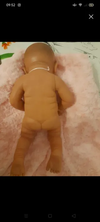 Cuna y bebe de juguete para bebé