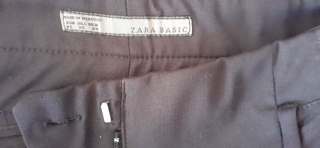 Pantalón de pinzas Zara Talla XS