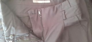 Pantalón de pinzas Zara Talla XS