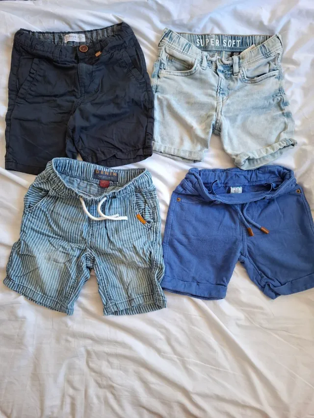 Lote 4 pantalones cortos niño