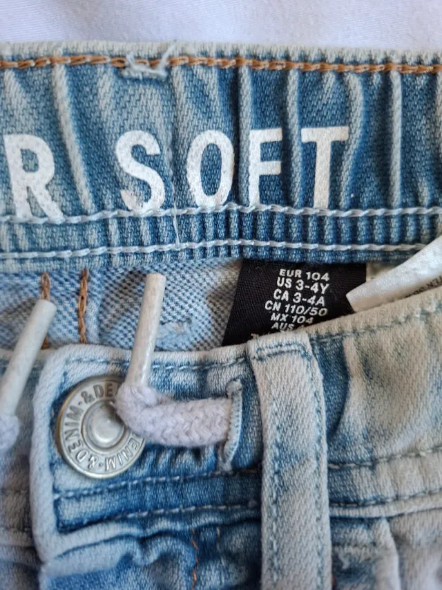 Lote 4 pantalones cortos niño