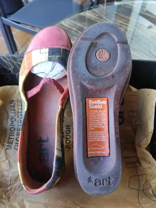 Zapatos Bailarinas Art Multicolor y Rojo