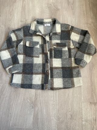 Chaqueta cuadros gris y blanco