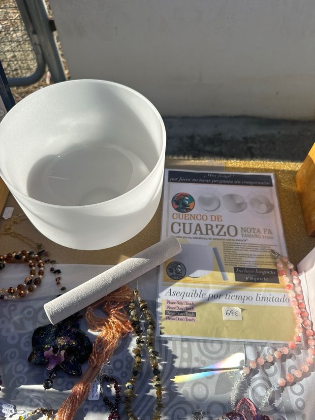 Ciotola di quarzo nebuloso