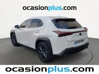 Lexus UX 250h Business 2WD 135 kW (184 CV)