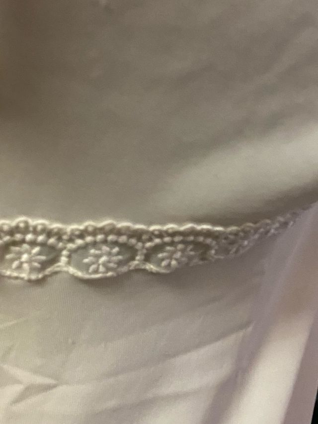 Sottoveste in pizzo bianco