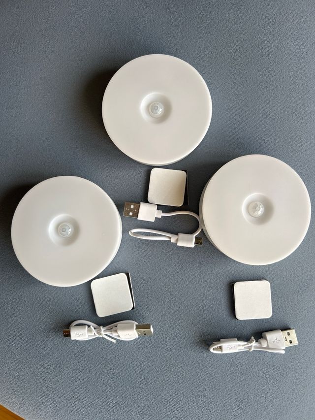 3 lamparitas LED con sensor de movimiento, imán 