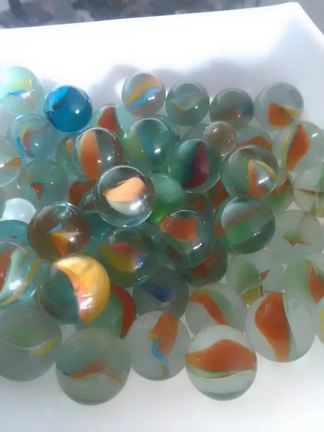 Canicas de cristal multicolores