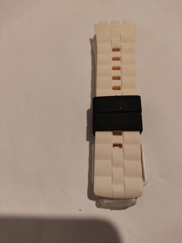 Correa Swatch Negra y Blanca