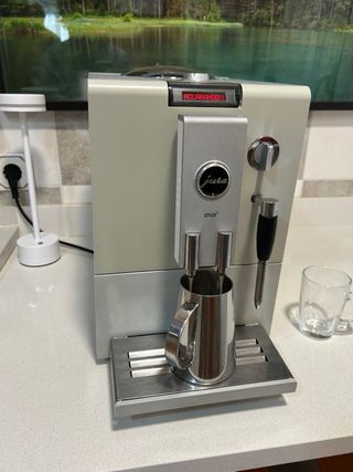 Cafetera automática Jura Ena 3