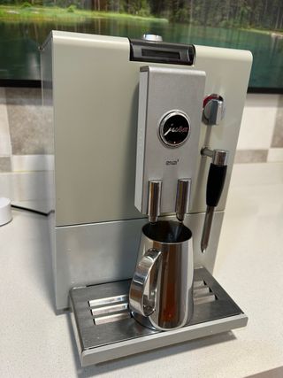 Cafetera automática Jura Ena 3