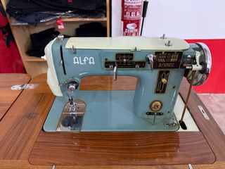 Máquina de coser ALFA 103 400 antigua