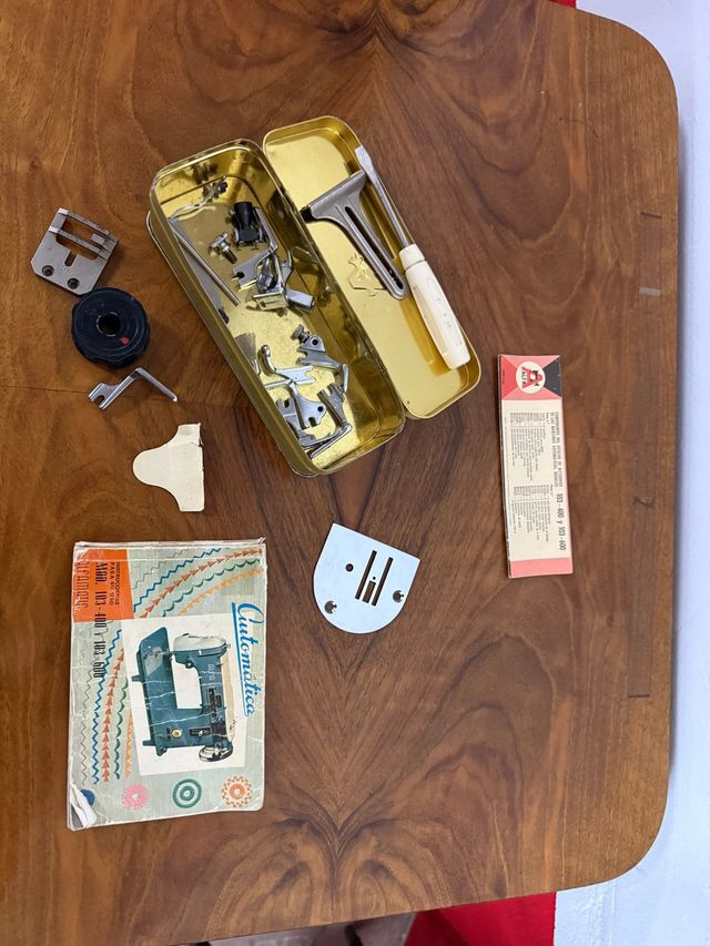 Máquina de coser ALFA 103 400 antigua