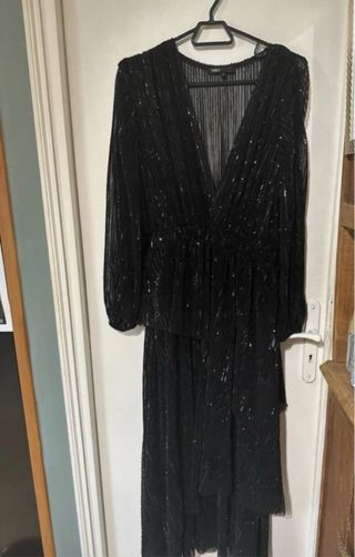 Vestido de fiesta negro con mini  lentejuelas