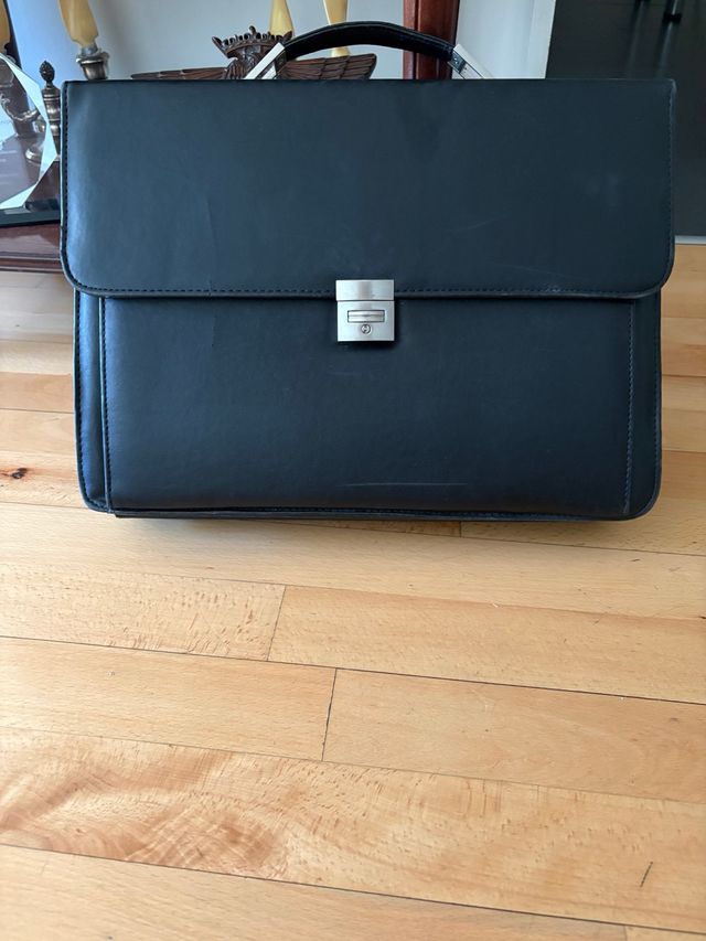 Maletín de trabajo negro